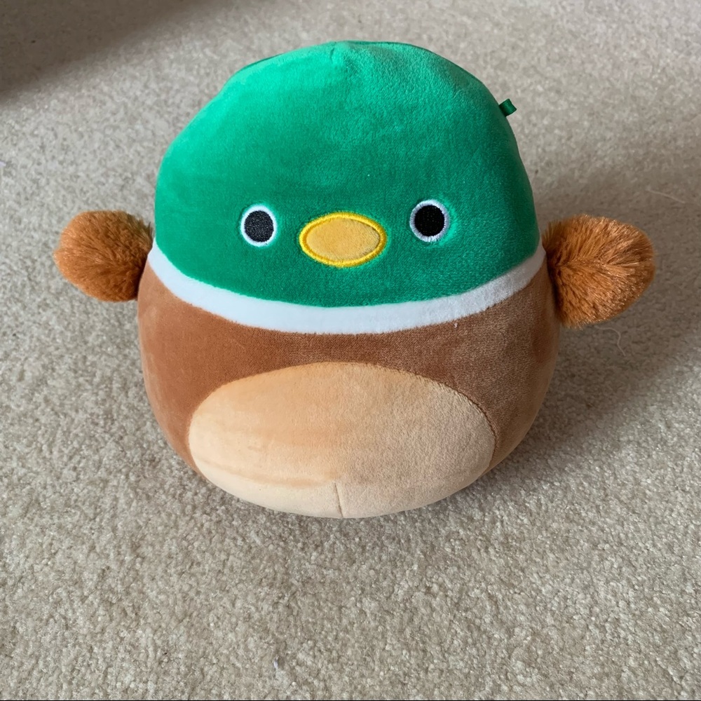 7” Avery the Duck Squishmallow